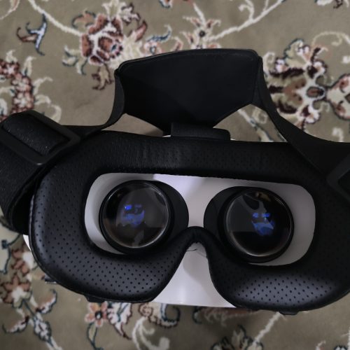 گوشی Motorola و عینک واقعیت مجازی