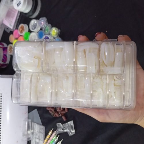 وسایل ناخن کاری