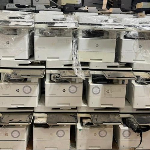 تعمیرات تمامی برند های پرینت اسکنر کامپیوتر خرید فروش انواع کارتریج  ودستگاه های آکبند با گارانتی و دستگاه های کار کرده ، اعزام متخصص در اولین فرصت برای شما، آماده همکاری با شرکتها و ارگان ها.  با شرکت صبا بالاترین کیفیت و مناسب ترین قیمت بازار را تجربه کنید حتی شما همکار عزیز