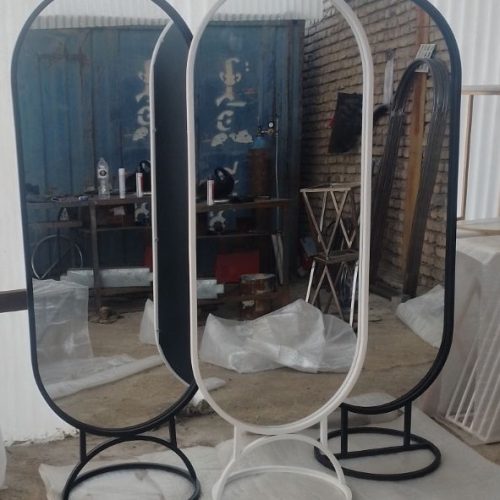 گروهی تولدی چشمک در خدمت مشتری های عزیز