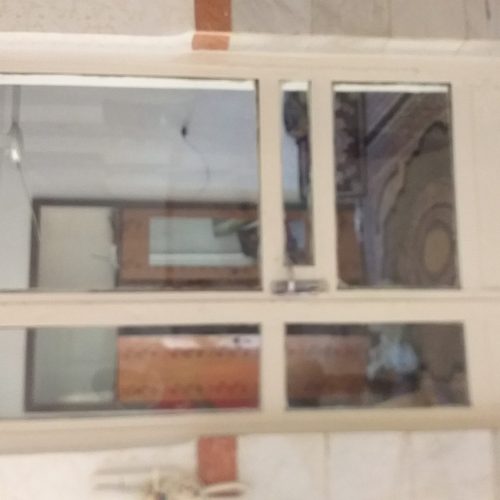 دو عدد در آهنی