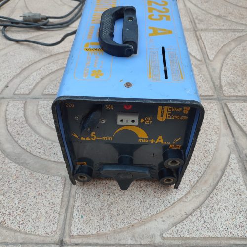 دستگاه جوشکاری مدل  الکتروجوش اصفهان