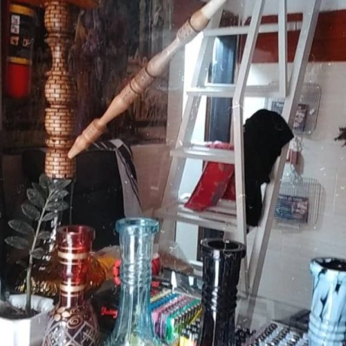 فروش مغازه با تمام وسایل