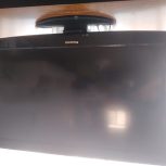 تلوزیون و میز تلوزیون