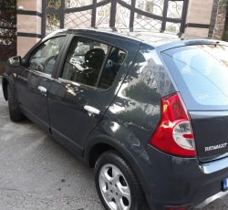 ساندرو مدل 95 بی رنگ