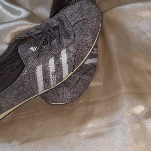 کتونی زانانه سامبا اصل