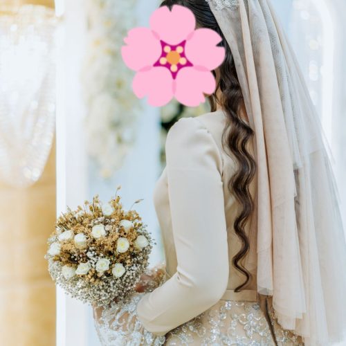 لباس مجلسی و عقد پوشیده و خاص
