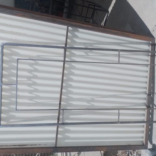 گروهی تولدی چشمک در خدمت مشتری های عزیز