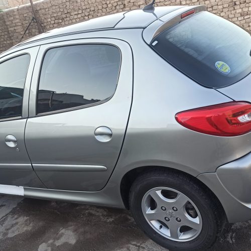 پژو 207 پاناروما بدون «رنگ تیتانیوم سفارشی» مدل 1401