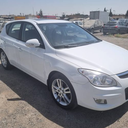 هیوندای i30