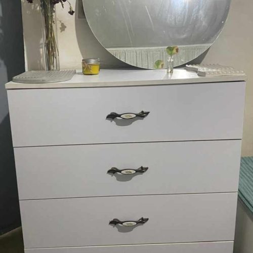 میز لوازم آرایشی