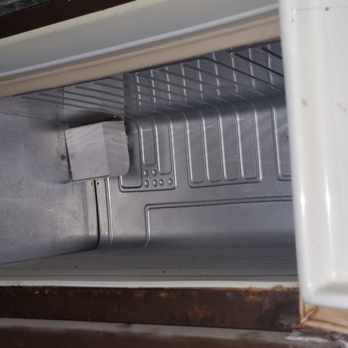 فروش یک عدد یخچال فریزر مارک مولد