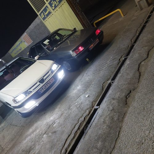 یه گلگیر و کاپوت تعویض