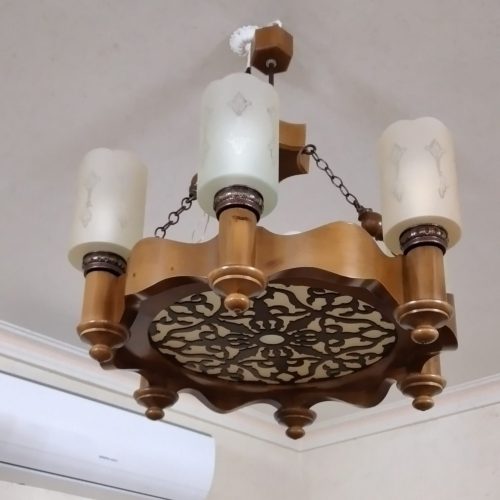 لوستر چوبی در حد نو