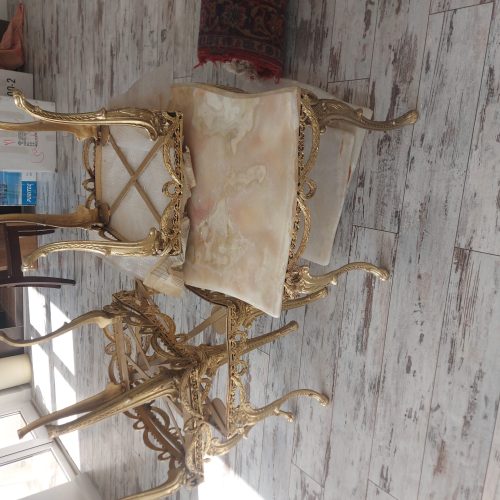 میز سالن پذیرایی