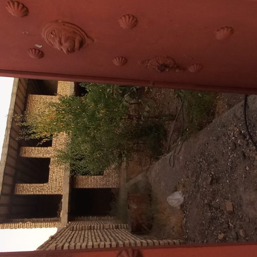 خانه باغ نیمه ساز نصرآباد