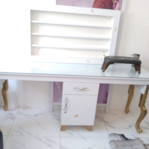 میز دونفره ناخن و استند لاک