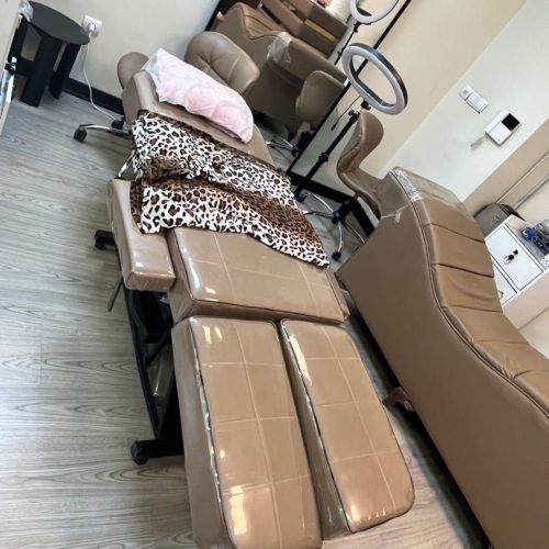 فروش لوازم آرایشگاه زنانه رنگ نسکافه ای