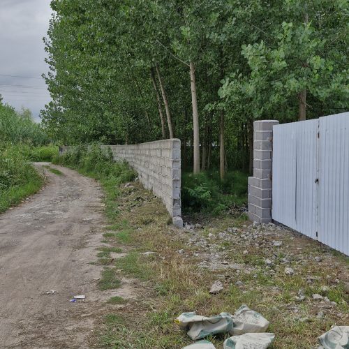 زمین 1700 متری نسخ دار