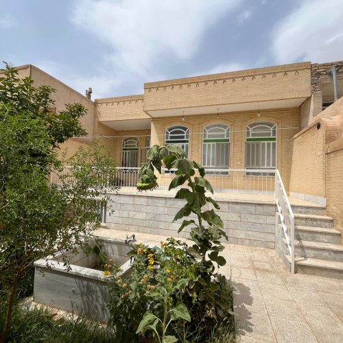 میدان نماز خیابان ولی عصر  چهارراه قمر بنی هاشم جنوبی کوچه شکوفه