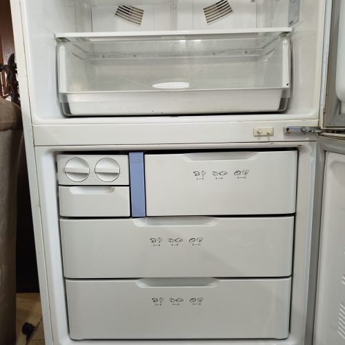 فروش یخچال فریزر اسنوا