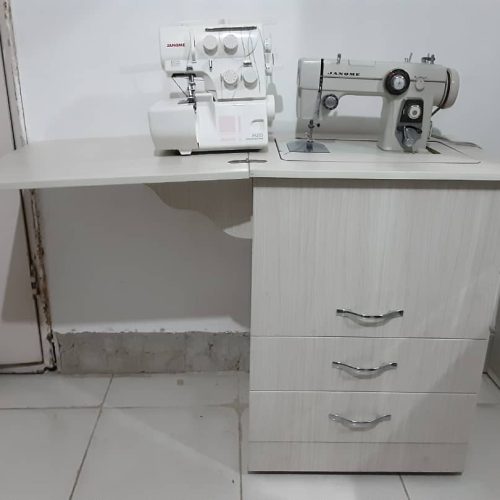 چرخ خیاطی ژانومه 802 همراه با میز