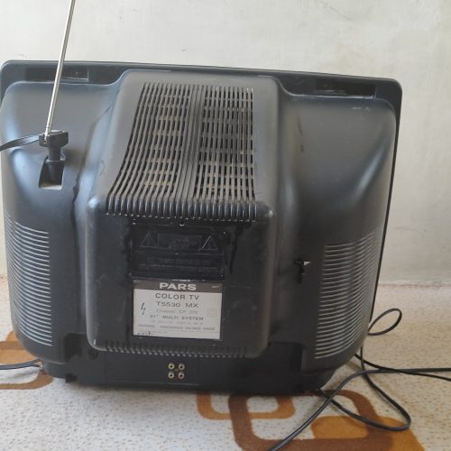 فقط بخاطر کمبودجا میفروشمش به خریدار واقعی تخفیفهم میدم