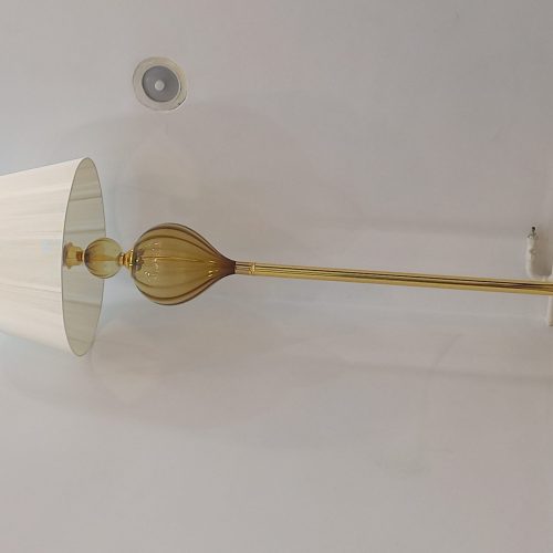 میز تلویزیون در حد نو