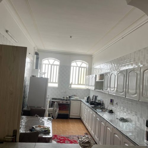 میدان نماز خیابان ولی عصر  چهارراه قمر بنی هاشم جنوبی کوچه شکوفه