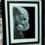 تابلو سیاه قلم طرح عقاب همراه با قاب