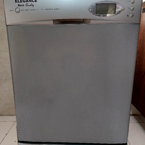 ظرفشویی 12نفره سالم فقط یک بار استفاده شده