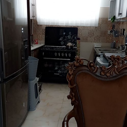 یک باب منزل مسکونی یک طبقه مستقل واقع در فوتبال انتهای 20متری 8متری شقایق ،شقایق 9