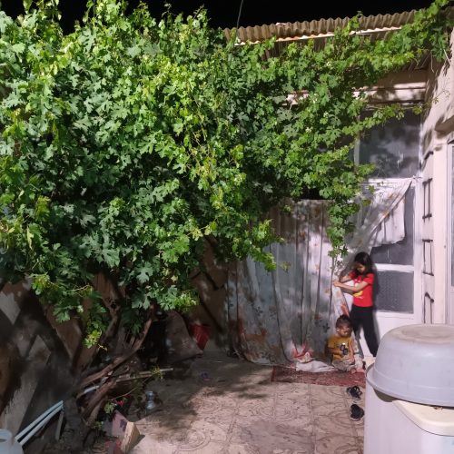 خانه 100متری حیاط دار