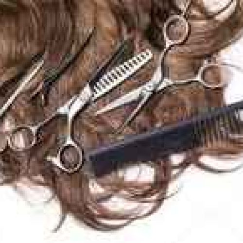 آرایشگری در منزل اصلاح مو مردانه