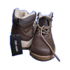 کفش کوهنوردی مخصوص مکان سرد