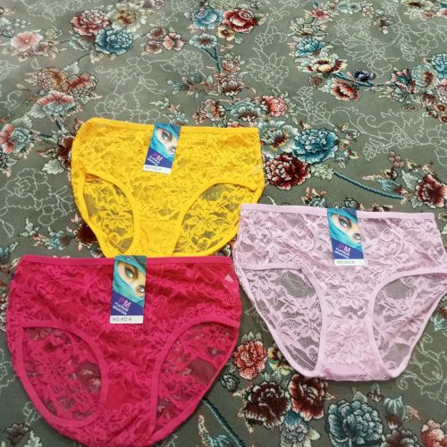 نیازمند یک خانم برای فروش لباس زیر زنانه نو هستم