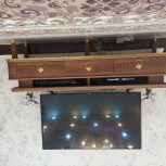 میز تلویزیون در حد نو