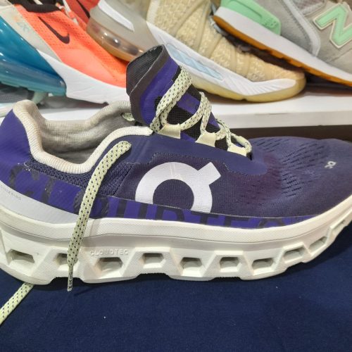 کفش خارجی اورجینال On سوئیسی