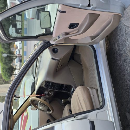 پژو تیوفایف 405