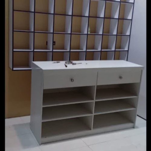 کمد و ویترین