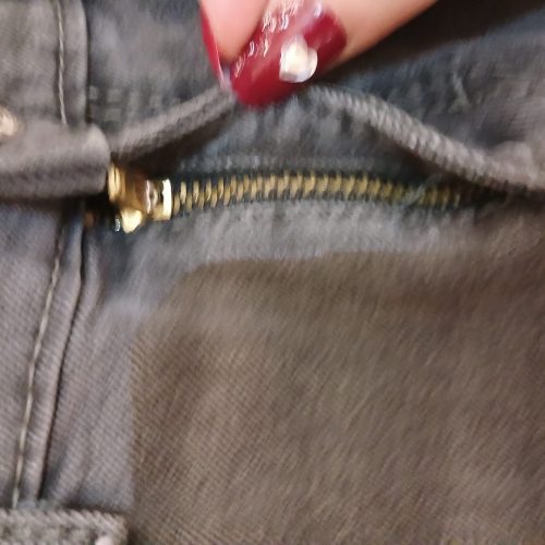 شلوار کوتاه مارک Levisاصل
