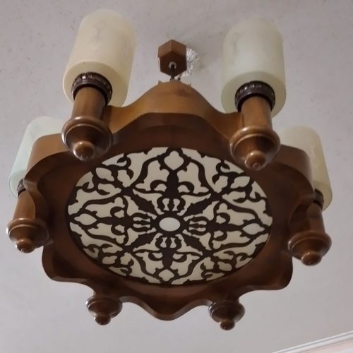 لوستر چوبی در حد نو