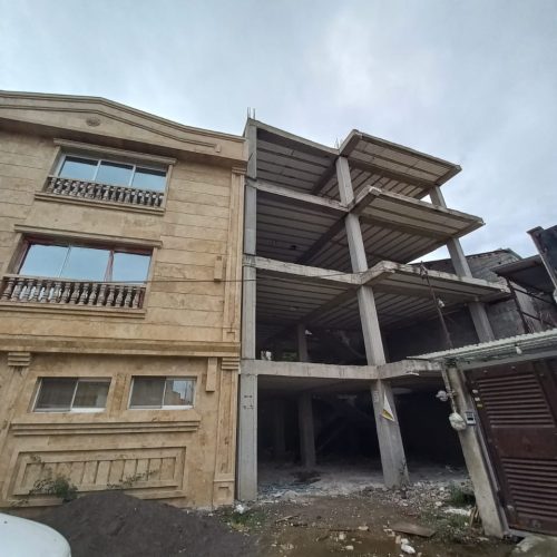 آپارتمان نیمه کاره