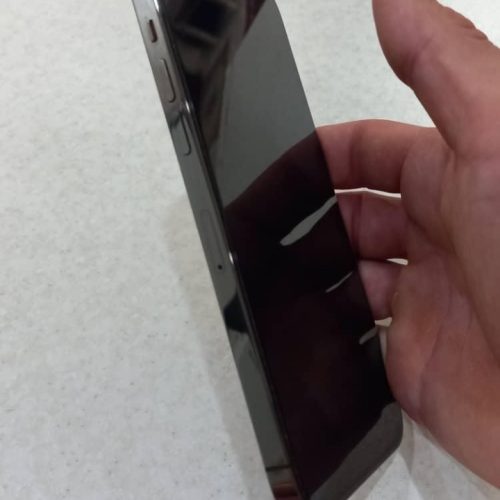 آیفون 12 پرومکس فوق العاده تمیز و سالم