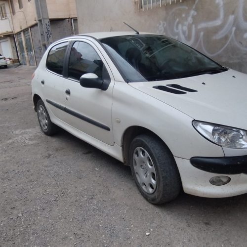 پژو 206تیپ 2 سفید 1389