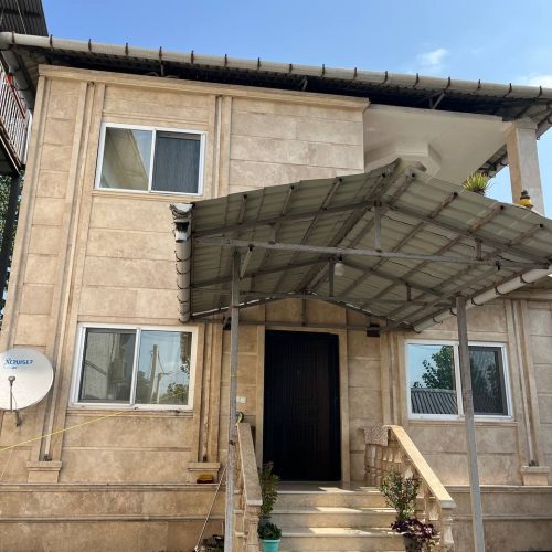 ویلایی بسیار لاکچری با چشم انداز رو به جنگل و روخانه