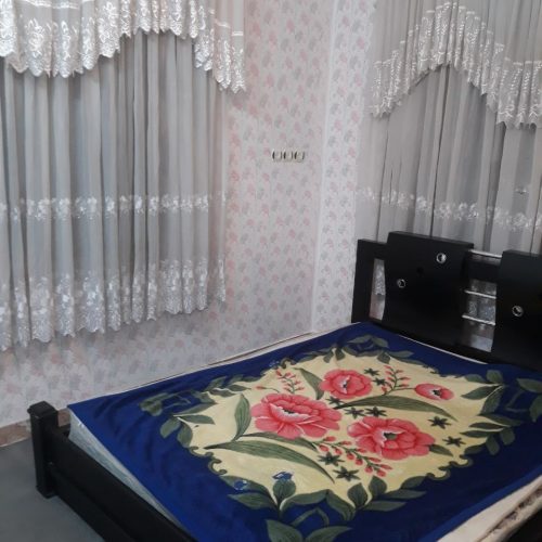 اجاره ویلای ساحلی  ۱۲۰ متری دو خوابه اجاره  توافقی  راه جدا با تمام امکانات با جای پارک ۳ تا ماشین فاصله تا دریا و مراکز خرید ۵ دقیقه ظرفیت ۶ نفر روزها و آخر  هفته و تعطیلات  توافقی ورود هر نوع حیوان خانگی ممنوع اجاره_ویلا دواتاق خوابه برای رزرودایرک