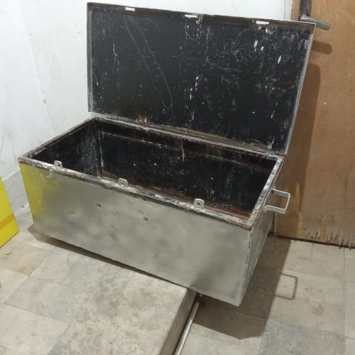 صندق آهنی