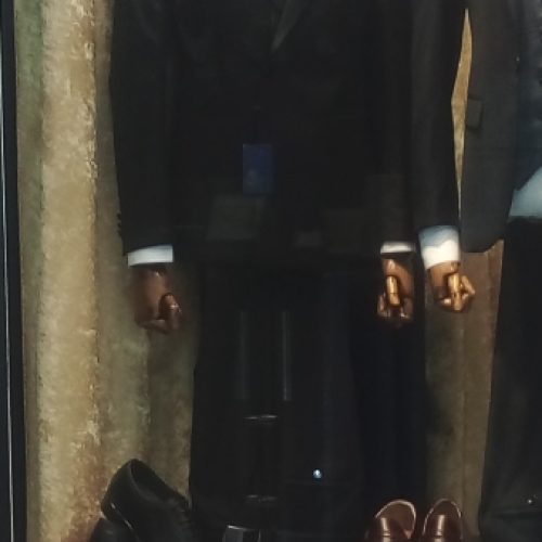 یک دست کت وشلوار نو کامل