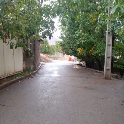 300 متر باغ بام لواسان